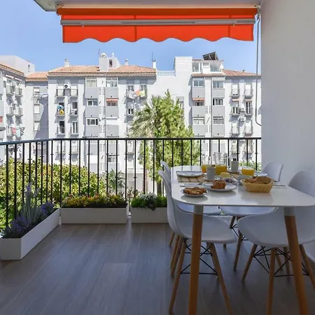 Lujo Playa Lasiesta3 *