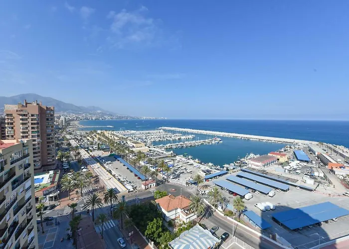 Lujo Playa Lasiesta3 *